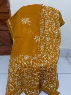 বয়লেস থ্রিপিস