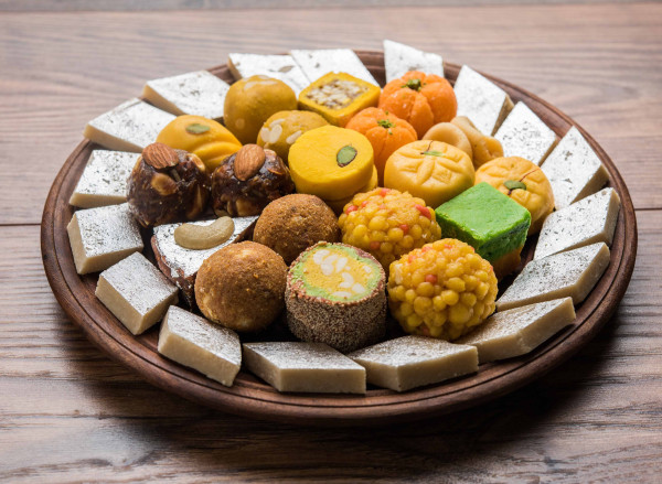 বাহারী মিষ্টি