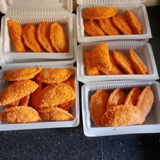 চিকেন হাফ মুন পাই