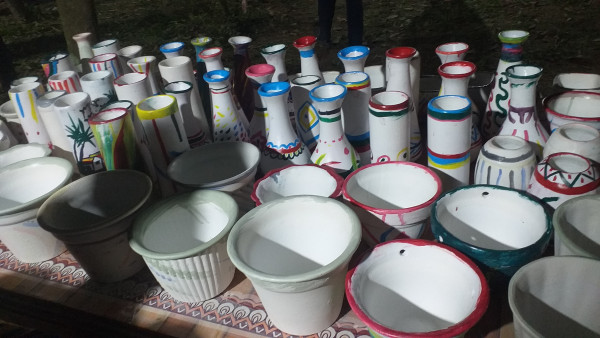 ফুলদানি