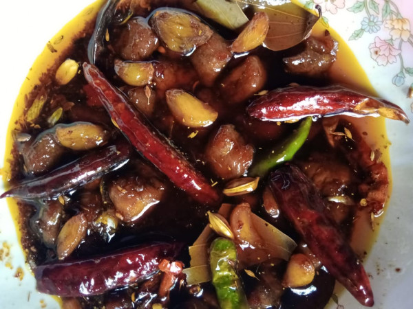 গরু মাংসের আচার