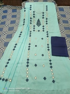 গুজরাটি হ্যান্ড এমব্রয়ডারী থ্রি- পিছ
